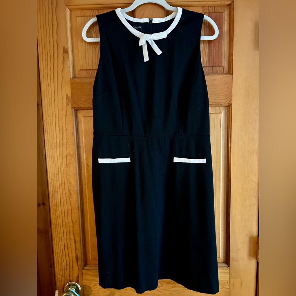 Talbots large petite sleeveless dress. Black